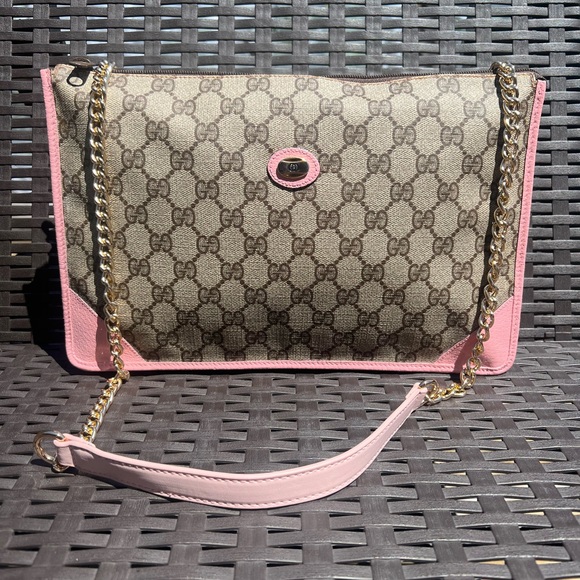 Gucci Handbags - Authentic Gucci bag